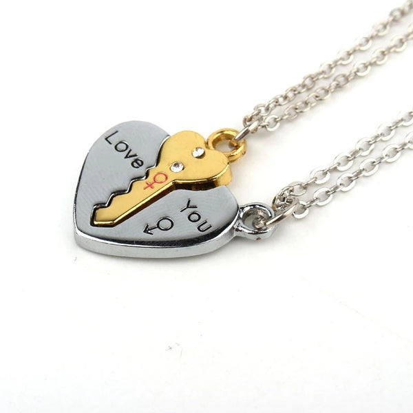 Descubra a elegância do Colar Chave do Amor em Prata 925, um conjunto romântico que une durabilidade e estilo exclusivo. Presenteie com esse Colar Exclusivo e celebre a União Duradoura em cada detalhe. Ideal para casais, este Colar Conjunto Chave Coração é mais do que uma Jóia Casal, é uma expressão de Amor Eterno. 