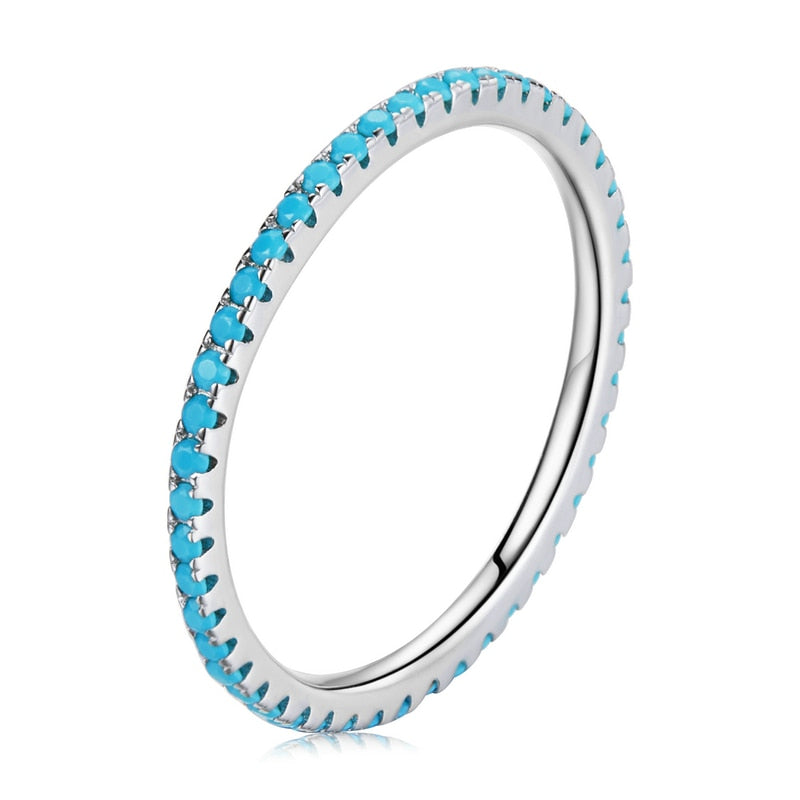 Descubra a elegância do Anel Prata 925 com Zircão. Design minimalista e brilho sem igual. Banhado a Platina, garante durabilidade e resistência. Perfeito para a mulher moderna que busca Joias de Alta Qualidade. O Anel Esterlina é mais que uma joia, é uma afirmação de estilo. Seja a sensação em qualquer evento.
