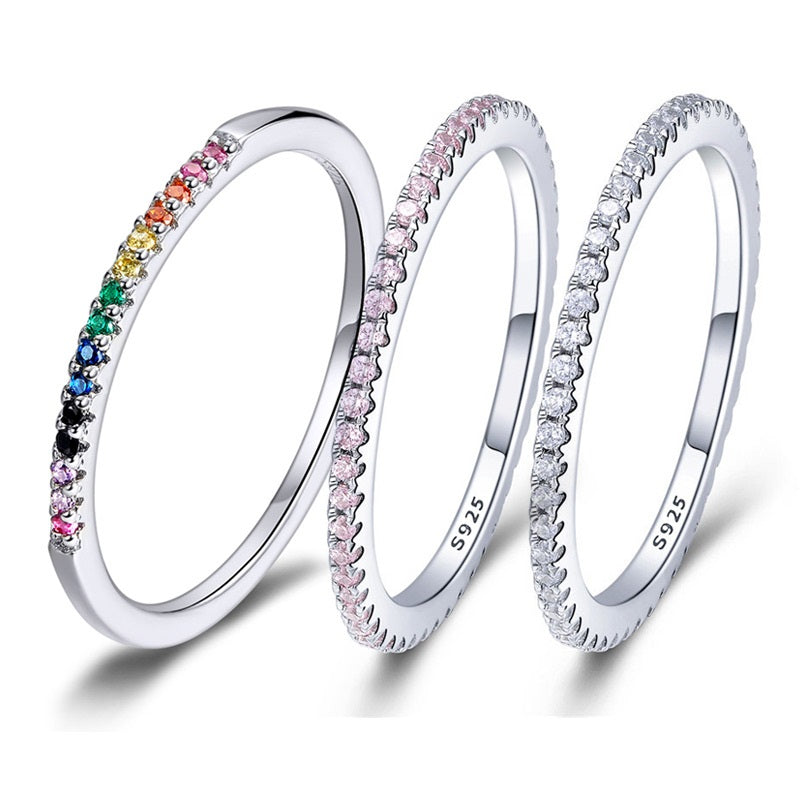 Descubra a elegância do Anel Prata 925 com Zircão. Design minimalista e brilho sem igual. Banhado a Platina, garante durabilidade e resistência. Perfeito para a mulher moderna que busca Joias de Alta Qualidade. O Anel Esterlina é mais que uma joia, é uma afirmação de estilo. Seja a sensação em qualquer evento.