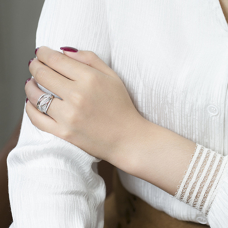 Anel Elegance Zircônia - Destaque-se com Estilo e Sofisticação