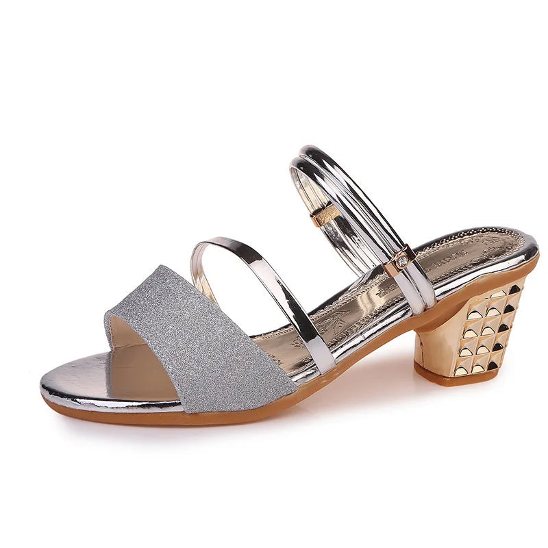 Sandália Glamour Cristal Dourada – Elegância e Conforto Feminino