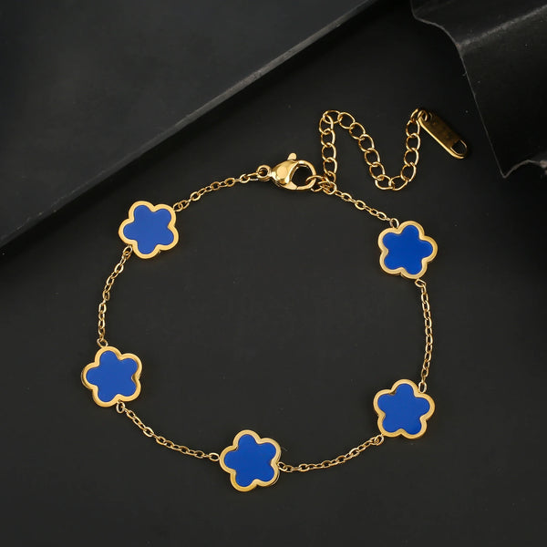 Descubra a Pulseira Trevo Da Sorte Colorido, folheada a Ouro, ajustável e hipoalergênica. Feita em Aço Inoxidável, é resistente à água e sustentável. Ideal como presente, essa Pulseira Charmosa e versátil adiciona um toque moderno e elegante ao seu estilo, mantendo a durabilidade e a beleza. Compre com frete grátis!