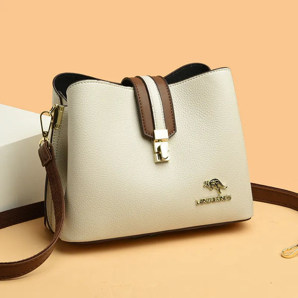 Descubra a sofisticação da Bolsa Luxo Couro, um ícone de glamour feminino. Versátil e durável, esta Bolsa Casual combina estilo Elegante com a qualidade do Couro Genuíno. Adapte-se a qualquer ocasião com esta Designer Handbag exclusiva da Bolsa Glamourosa. Invista em moda com esta Bolsa de Alta Qualidade. Frete Grátis!