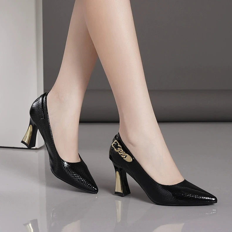 Scarpin Couro Snake Elegante