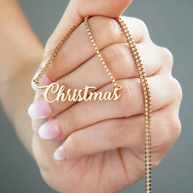 Desfrute da elegância de um Colar Personalizado, a escolha perfeita para quem valoriza exclusividade. Feito em aço inoxidável em ouro, prata e ouro rosé. Cada peça é criada com precisão, apresentando o seu nome com estilo e elegância. É o presente de aniversário perfeito, personalizada para você ou alguém especial. 500
